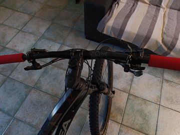 Used Orbea Oiz SRAM GX Eagle 2021 Mountainbike, Black — image 4 of 7