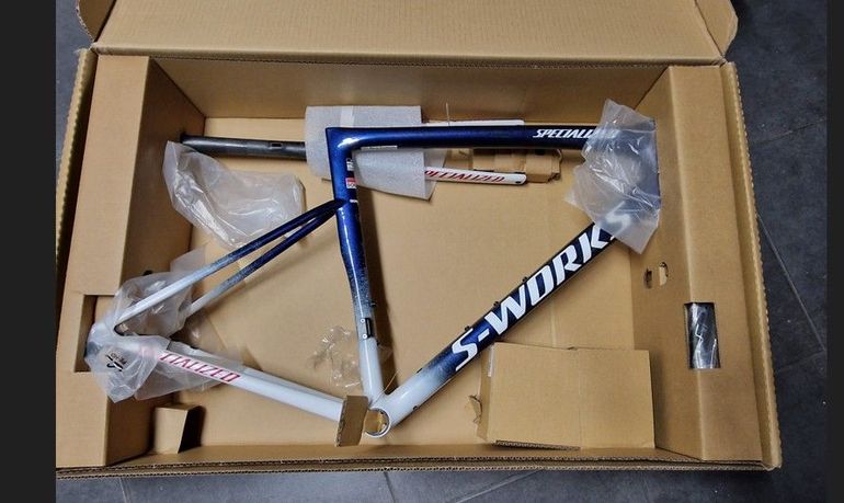 Used Specialized Sworks Sl8 Frameset 2025 Road & Gravel, Blue — image 3 of 3