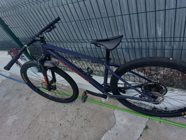 Used Orbea ONNA 10 27.5 2022 2022 Mountainbike, Light Gray, 27.5 — image 3 of 4