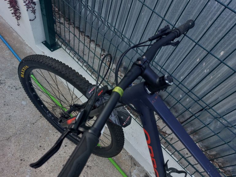 Used Orbea ONNA 10 27.5 2022 2022 Mountainbike, Light Gray, 27.5 — image 2 of 4