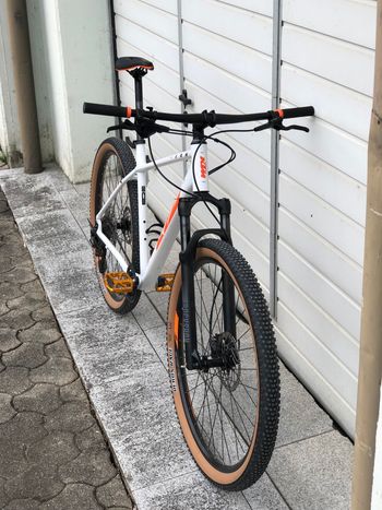 Used KTM AIR 29 2025 Mountainbike, White, 29 — image 3 of 3