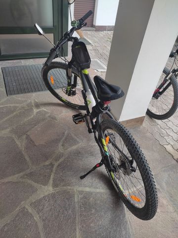 Used Trek X-Caliber 9 2018 2018 Mountainbike, Black, 27.5, 29 — image 6 of 8