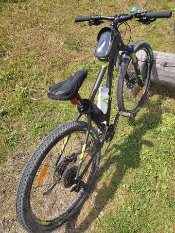 Used Trek X-Caliber 9 2018 2018 Mountainbike, Black, 27.5, 29 — image 4 of 8