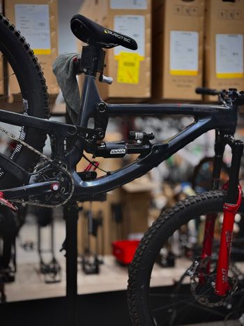 Used Saracen Ariel 2020 Mountainbike, Black, 27.5 (650B) — image 1 of 9