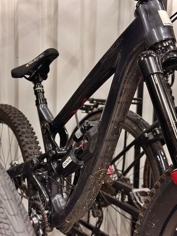 Used Saracen Ariel 2020 Mountainbike, Black, 27.5 (650B) — image 2 of 9