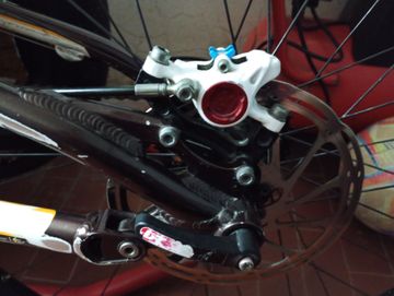 Used Cube Frizz 2017 Mountainbike, White — image 6 of 9