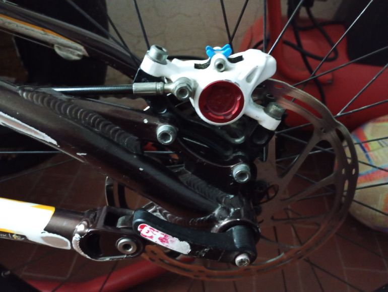 Used Cube Frizz 2017 Mountainbike, White — image 6 of 9