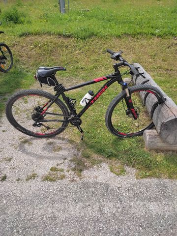Used Trek X-Caliber 8 2017 2017 MTB