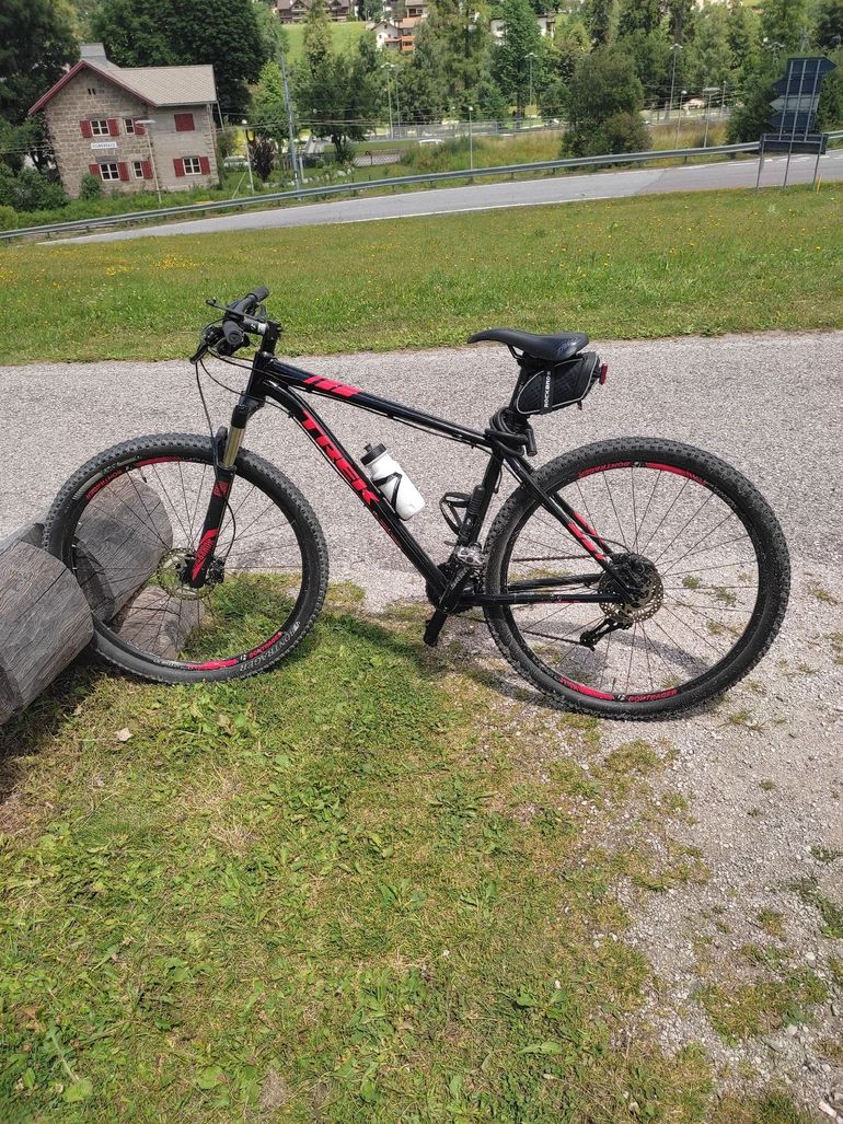 Used Trek X-Caliber 8 2017 2017 Mountainbike — image 8 of 8