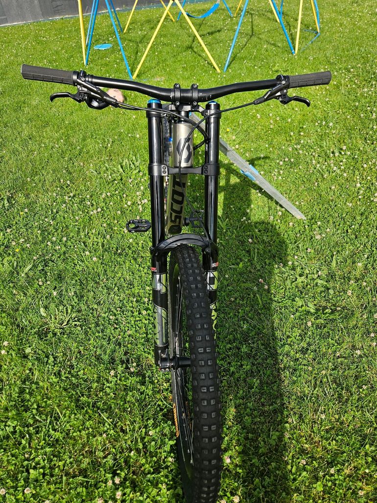 Used Scott Gambler 920 2021 2021 Mountainbike, Light Gray, 29 — image 6 of 7