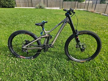 Used Scott Gambler 920 2021 2021 MTB