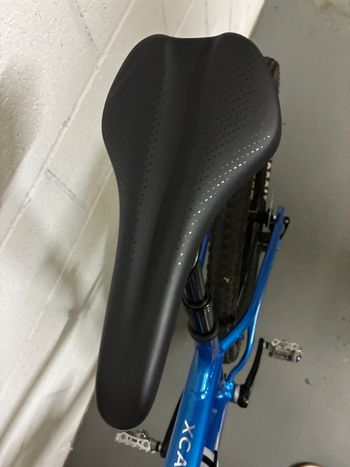 Used Trek X-Caliber 8 2022 2022 Mountainbike, Blue, 27.5, 29 — image 8 of 10