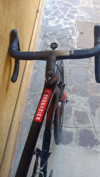 Used Pinarello F12 Xlight 2022 Road & Gravel, Black — image 7 of 13