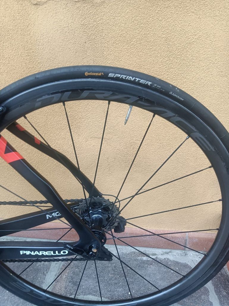 Used Pinarello F12 Xlight 2022 Road & Gravel, Black — image 10 of 13