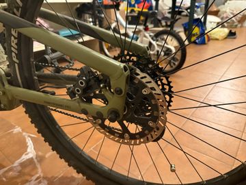 R RAYMON FullRay 150E 9.0 2022 2022 Mountainbike d'occasion — image 6 sur 7