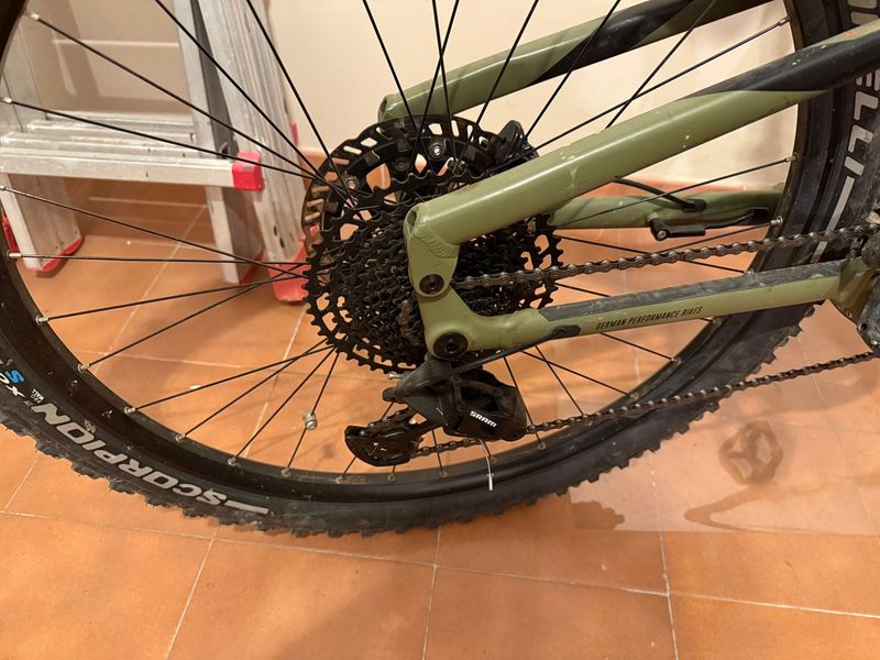 R RAYMON FullRay 150E 9.0 2022 2022 Mountainbike d'occasion — image 3 sur 7