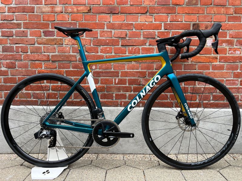 Used Colnago NEW! Colnago V3 Carbon SRAM Rival AXS 12x2/Size 52s (54/55) OSP: 4999, - 2024 Road & Gravel