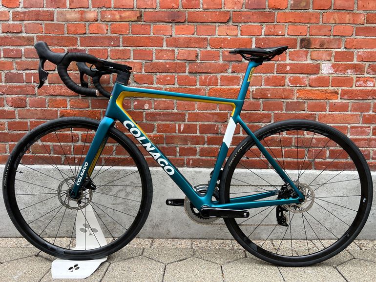 Used Colnago NEW! Colnago V3 Carbon SRAM Rival AXS 12x2/Size 52s (54/55) OSP: 4999,- 2024 Road & Gravel — image 11 of 15