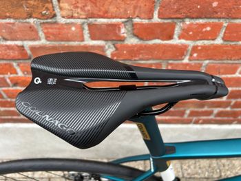 Used Colnago NEW! Colnago V3 Carbon SRAM Rival AXS 12x2/Size 52s (54/55) OSP: 4999,- 2024 Road & Gravel — image 9 of 15