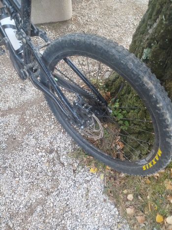 Used Specialized Enduro Comp 2012 2012 Mountainbike, Black, 26 — image 3 of 3