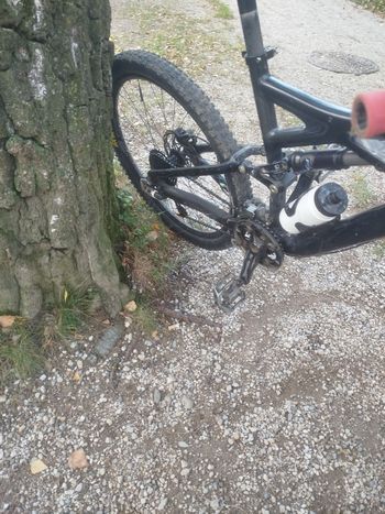 Used Specialized Enduro Comp 2012 2012 Mountainbike, Black, 26 — image 2 of 3
