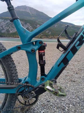 Used Trek Fuel EX 9.7 2020 2020 Mountainbike, Blue, 27.5, 29 — image 3 of 5