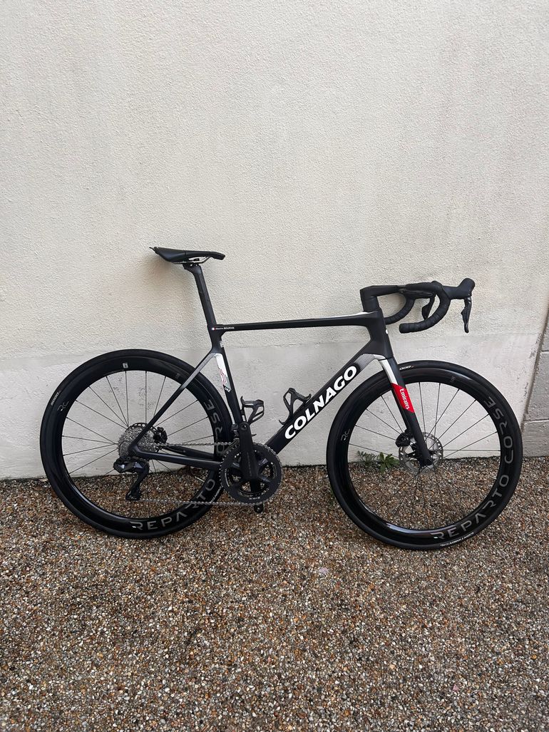 Used Colnago V4rs 2024 Road & Gravel, Black — image 4 of 9