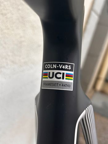 Used Colnago V4rs 2024 Road & Gravel, Black — image 8 of 9