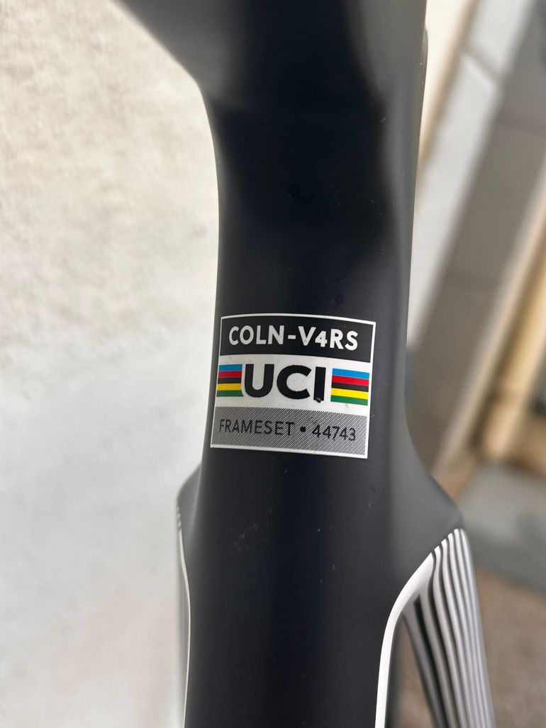 Used Colnago V4rs 2024 Road & Gravel, Black — image 8 of 9