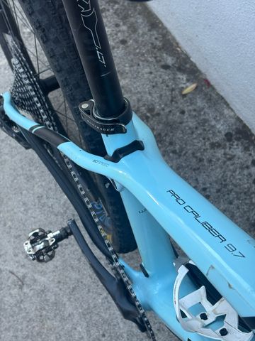 Used Trek Procaliber 9.7 Women's 2017 2017 Mountainbike, Blue, 27.5 (650B) — image 5 of 5