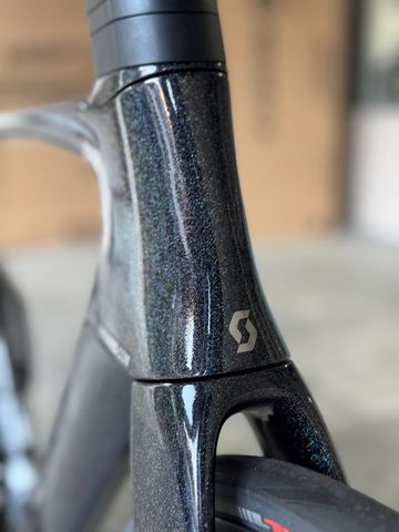 Scott Foil RC 20 2024 2024 Road & Gravel usato, Nero — immagine 7 di 11