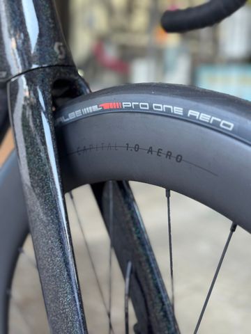 Scott Foil RC 20 2024 2024 Road & Gravel usato, Nero — immagine 8 di 11