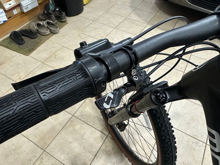 Used Mondraker F-podium SRAM NX Eagle 2024 Mountainbike, Blue — image 5 of 10
