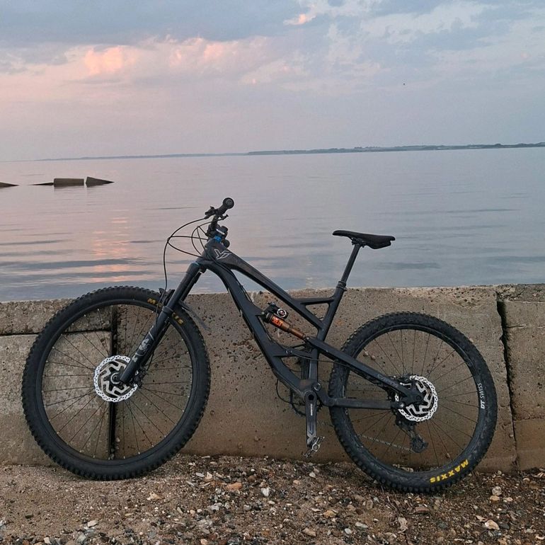 Used YT Industries Yt Capra Cf 27 2018 2018 Mountainbike, Black — image 3 of 3