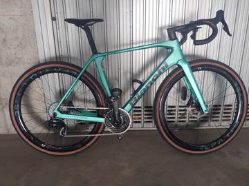 Used Bianchi Impulso RC Force AXS disc 2024 2024 Road & Gravel