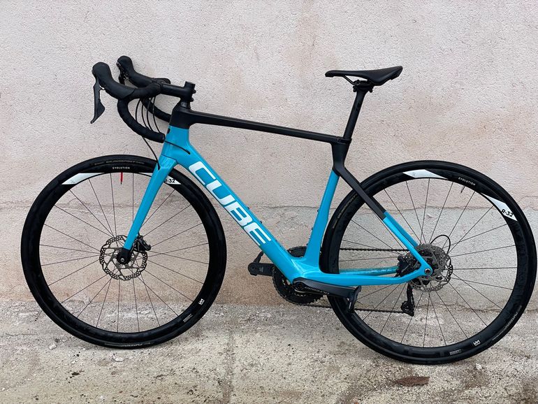Used CUBE AGREE C:62 RACE 2021 2021 Road & Gravel, Blue — image 8 of 9