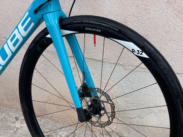 Used CUBE AGREE C:62 RACE 2021 2021 Road & Gravel, Blue — image 6 of 9