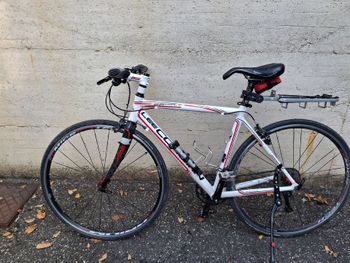 Used Lee Cougan Esprit 2016 Road & Gravel, White — image 1 of 3
