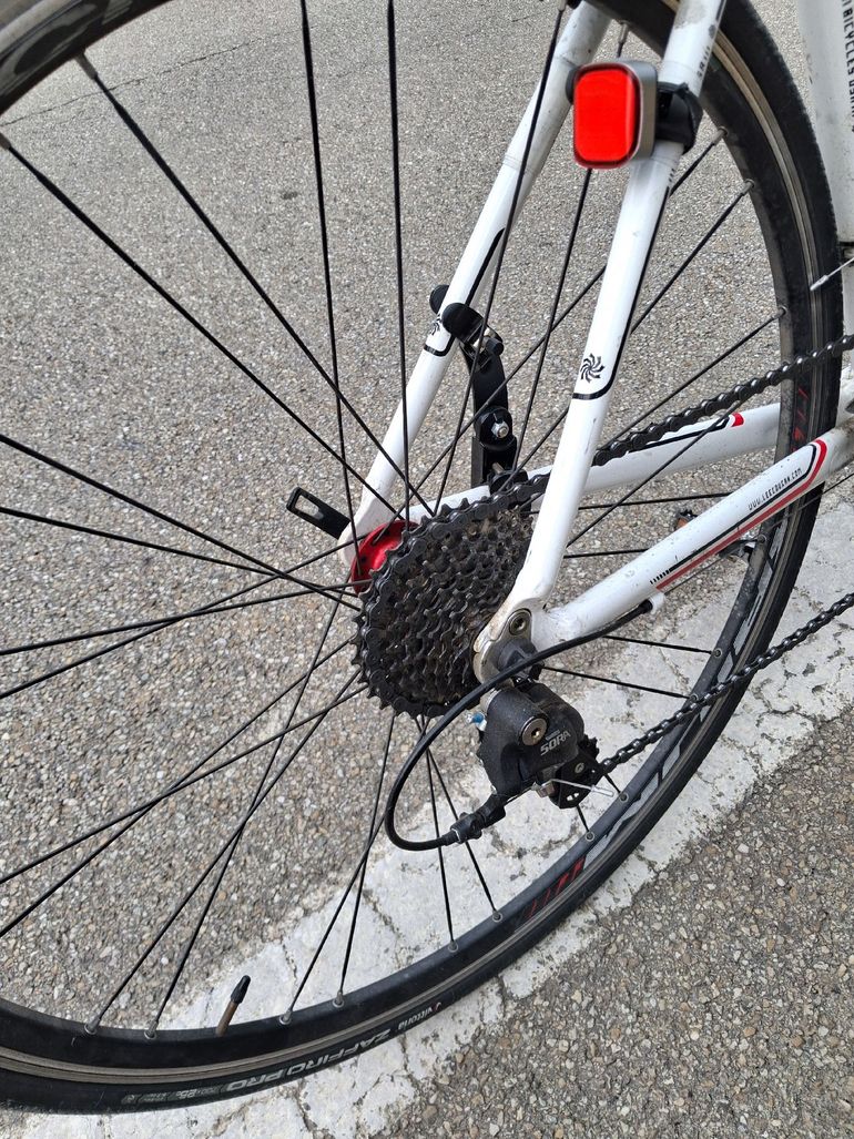 Used Lee Cougan Esprit 2016 Road & Gravel, White — image 2 of 3