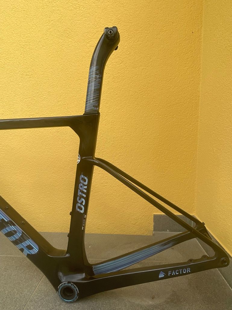 Used Factor OSTRO VAM 2022 Frameset 2022 Road & Gravel, Black — image 5 of 7
