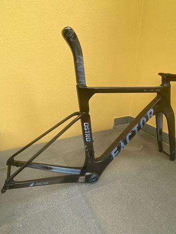 Used Factor OSTRO VAM 2022 Frameset 2022 Road & Gravel, Black — image 3 of 7