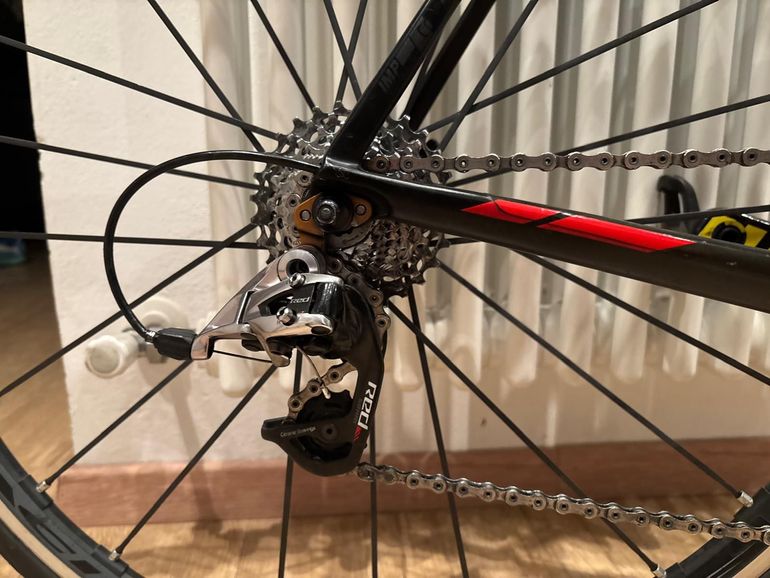 Used Scott Addict SRAM Red 2019 Road & Gravel, Black — image 6 of 17