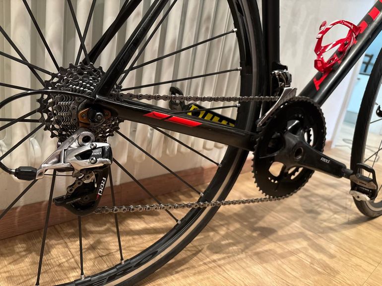 Used Scott Addict SRAM Red 2019 Road & Gravel, Black — image 7 of 17