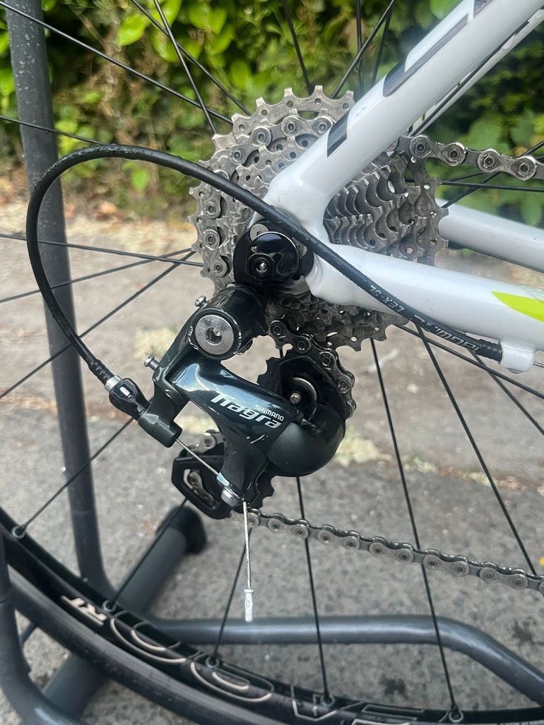Used Giant TCR 1 2016 2016 Road & Gravel, White — image 7 of 12