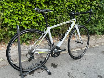 Used Giant TCR 1 2016 2016 Road & Gravel, White — image 3 of 12
