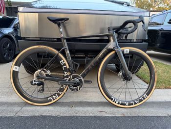 Used Factor OSTRO VAM - SRAM Red 2024 2024 Road & Gravel