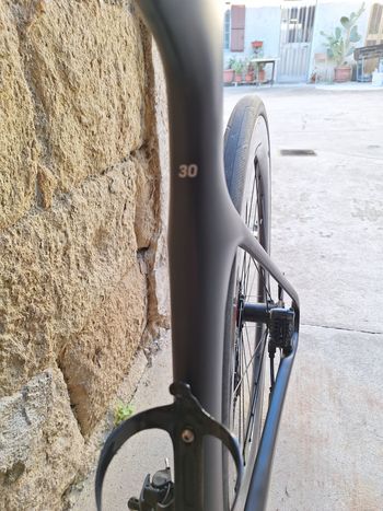 Used Scott Foil 30 2021 2021 Road & Gravel, Green — image 2 of 8