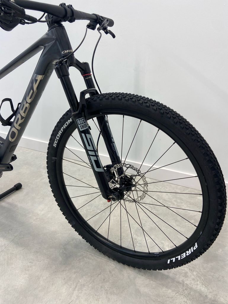 Used Orbea M30 2025 Mountainbike, Black — image 7 of 13