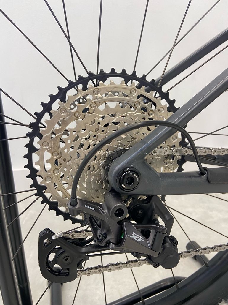 Used Orbea M30 2025 Mountainbike, Black — image 3 of 13