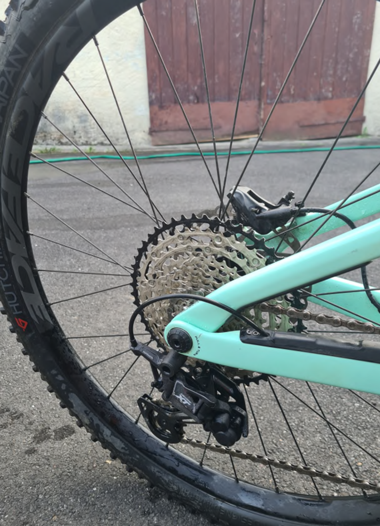 Used Orbea OCCAM M30 LT 2023 2023 Mountainbike, Green, 29 — image 5 of 10